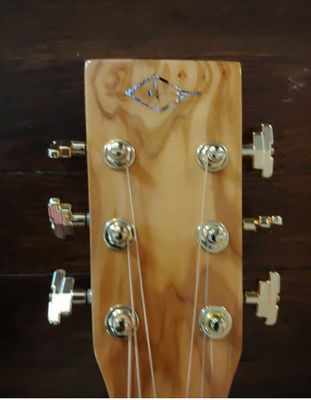 Guitare personnalisée AAAA tout en bois d'olivier importé. Guitare de style Ryan. fournisseur
