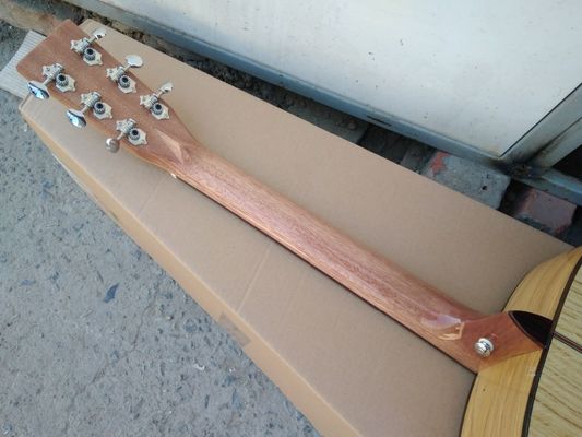 AAAA fabriqué à la main tous Solid OKA guitare dreadnought guitare de corps importé trou de son bois EQ D guitare électrique acoustique fournisseur