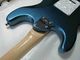 Couleur métallique bleue corps massif blanc pickguard frette d'érable guitare électrique d'élite fournisseur