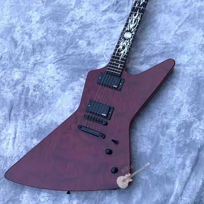 Guitare électrique personnalisée en bois de rose couvert par le haut Hardware noir en Bourgogne fournisseur