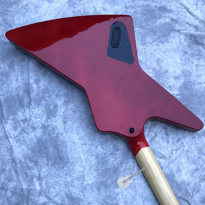 Guitare électrique personnalisée en bois de rose couvert par le haut Hardware noir en Bourgogne fournisseur